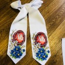 Бантик з червоними крашанками